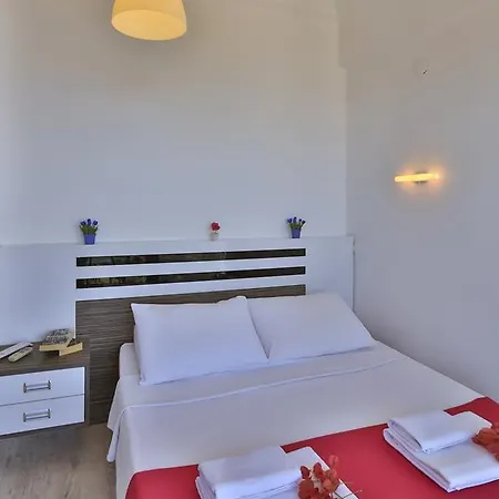 Antiphellos Küçükçakıl Otel *
